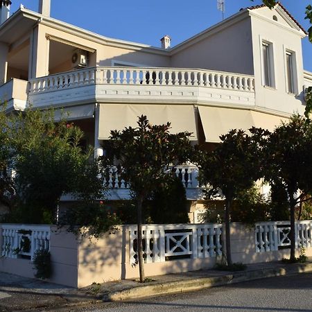 Five Stars In Trikala Apartment Exterior foto
