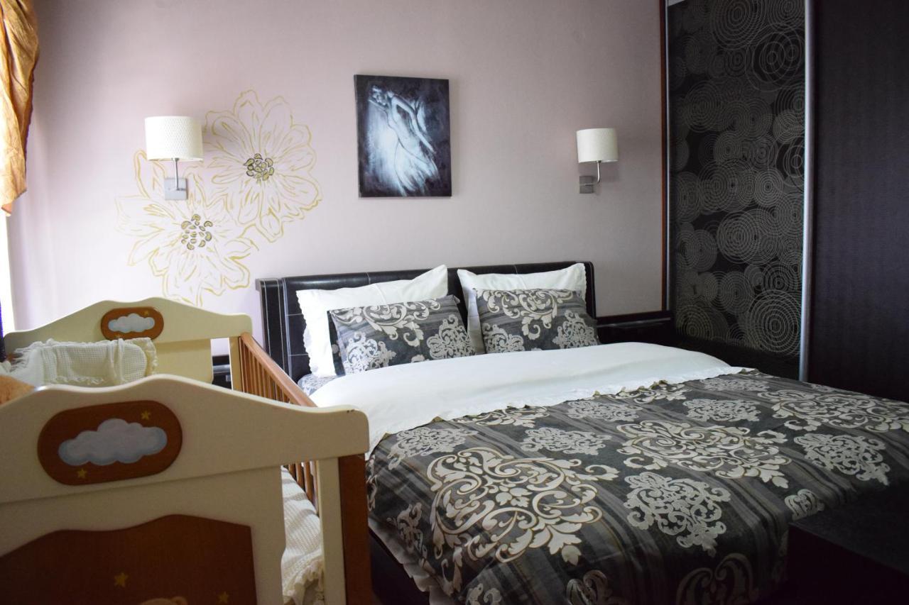 Five Stars In Trikala Apartment Exterior foto