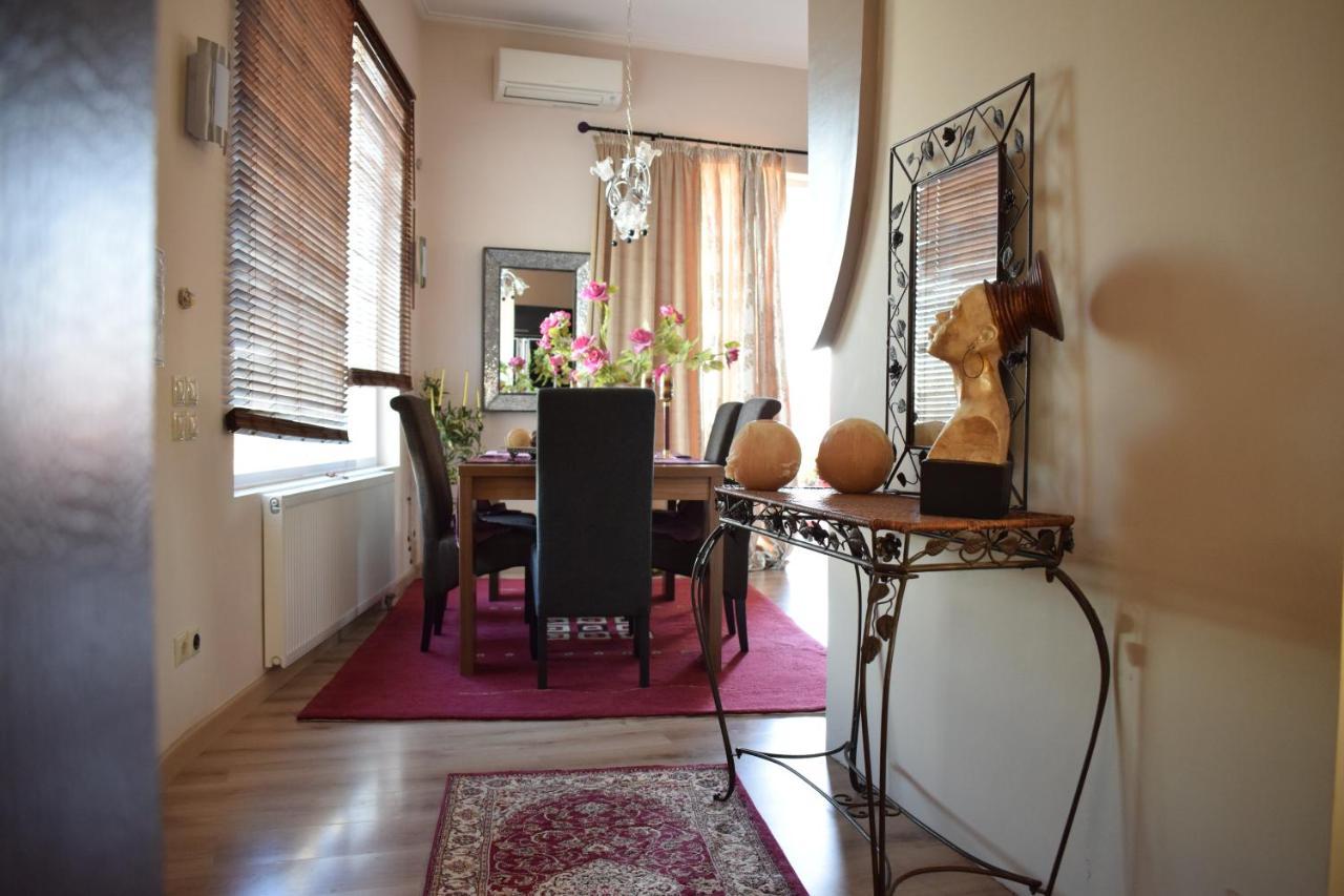 Five Stars In Trikala Apartment Exterior foto
