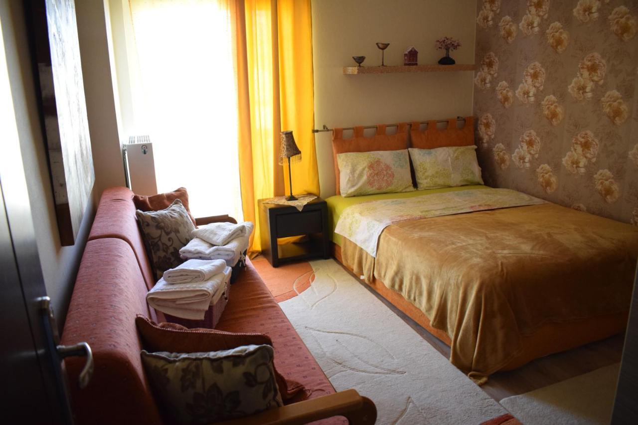 Five Stars In Trikala Apartment Exterior foto